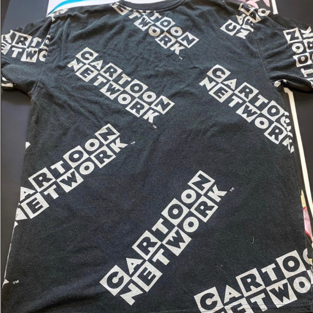 Cartoon Network t shirt 
Size L
Gently used